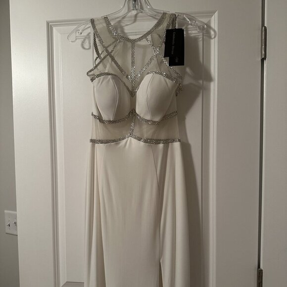 NWT Ladivine CD0115 Sheer  Prom Dress White Silver Size S - Picture 5 of 6